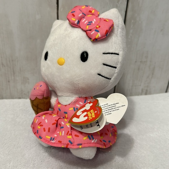 Ty HELLO KITTY plushy - Picture 3 of 4